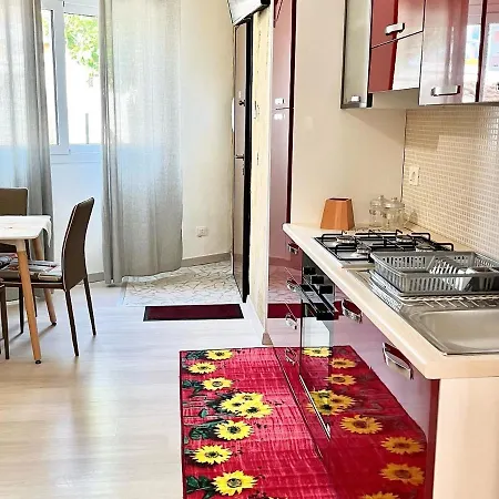 Minu House - Gold 2